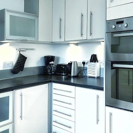 Apartamento New Luxurious And Business Apt Swansea Exterior foto