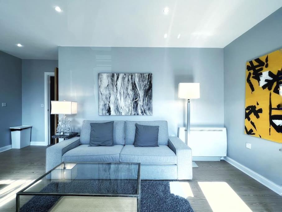 Apartamento New Luxurious And Business Apt Swansea Exterior foto