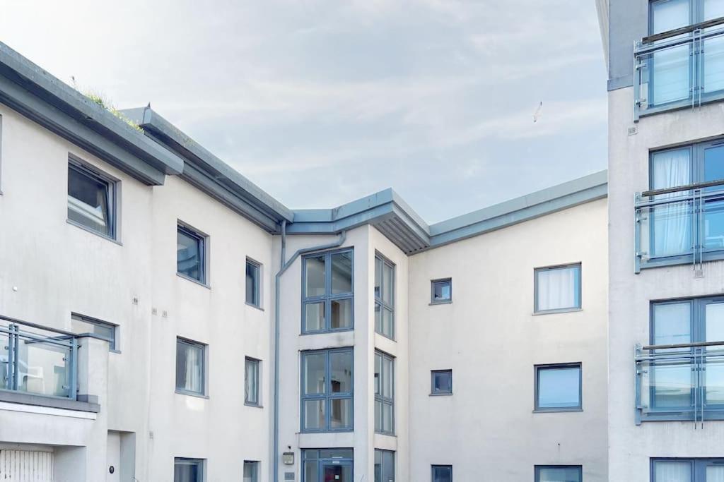 Apartamento New Luxurious And Business Apt Swansea Exterior foto